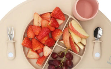 När kan ett barn börja äta med bestick som gaffel och kniv?