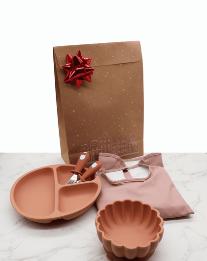 Inslagning present eller julklapp -  från [store] by WHALLY - kombo, present